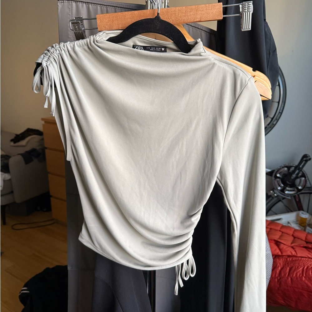 Zara asymmetrical long Sleeve Top